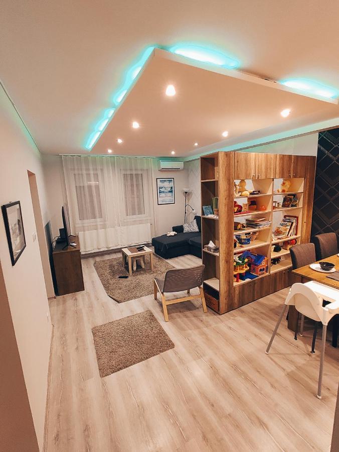Family Residence Eger Ngoại thất bức ảnh